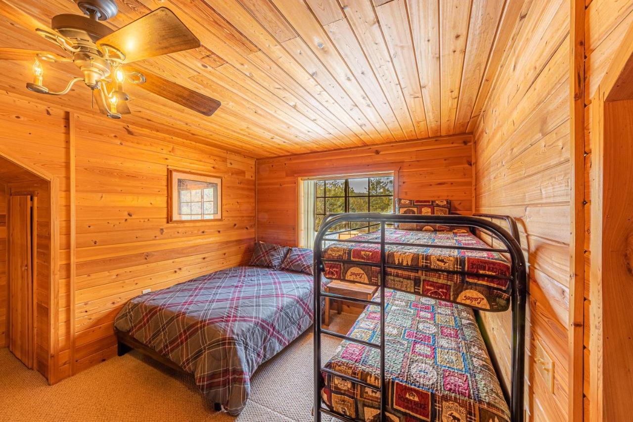 Cabin #4 The Wolves Den - Pet Friendly- Sleeps 6 - Playground & Game Room Payson Bagian luar foto