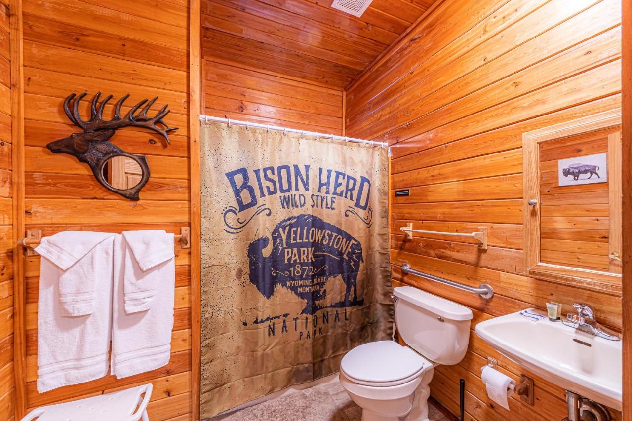 Cabin #4 The Wolves Den - Pet Friendly- Sleeps 6 - Playground & Game Room Payson Bagian luar foto